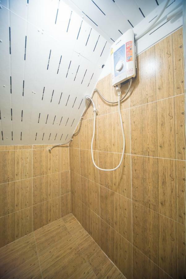 Panda Hostel Phuket (Adults Only) Patong Экстерьер фото